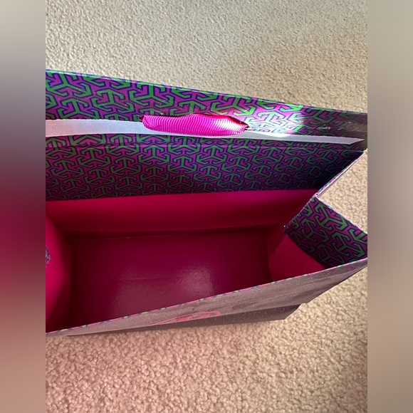 Tory Burch Shopping Bag - Picture 6 of 8